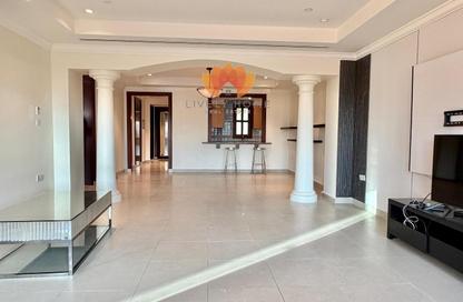 Apartment - 2 Bedrooms - 3 Bathrooms for rent in East Porto Drive - Porto Arabia - The Pearl Island - Doha Apartment - 2 Bedrooms - 3 Bathrooms for rent in East Porto Drive - Porto Arabia - The Pearl Island - Doha