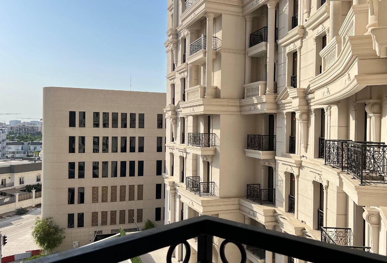 BRAND NEW 1BHK FF BALCONY | NEAR VENDOME MALL