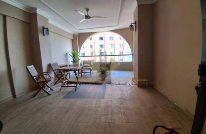 Apartment - 2 Bedrooms - 3 Bathrooms for rent in West Porto Drive - Porto Arabia - The Pearl Island - Doha Apartment - 2 Bedrooms - 3 Bathrooms for rent in West Porto Drive - Porto Arabia - The Pearl Island - Doha