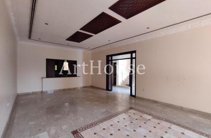 Villa - 4 Bedrooms - 5 Bathrooms for rent in Muraikh - AlMuraikh - Doha