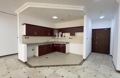 Apartment - 3 Bedrooms - 3 Bathrooms for rent in Al Sadd Road - Al Sadd - Doha