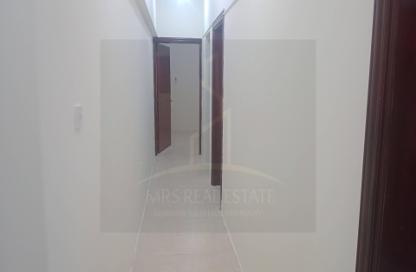 Apartment - 2 Bedrooms - 2 Bathrooms for rent in Thabit Bin Zaid Street - Al Mansoura - Doha