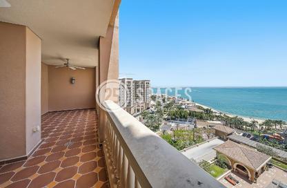 Apartment - 2 Bedrooms - 3 Bathrooms for rent in East Porto Drive - Porto Arabia - The Pearl Island - Doha