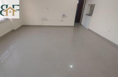 Apartment - 1 - 1 for rent in Umm Ghwailina Comm - Umm Ghuwalina - Umm Ghuwailina - Doha