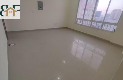 Apartment - 1 - 1 for rent in Umm Ghwailina Comm - Umm Ghuwalina - Umm Ghuwailina - Doha