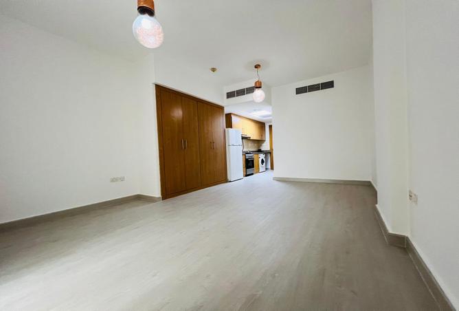 1010703 - Property Image 2