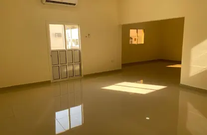 Apartment - 2 Bedrooms - 2 Bathrooms for rent in Old Airport Road - Old Airport Road - Doha