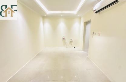 Apartment - 3 Bedrooms - 2 Bathrooms for rent in Najma Street - Najma - Doha