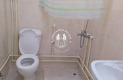 Apartment - 3 Bedrooms - 2 Bathrooms for rent in Fereej Kulaib - Doha