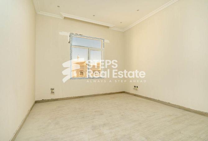 57513701 - Property Image 2