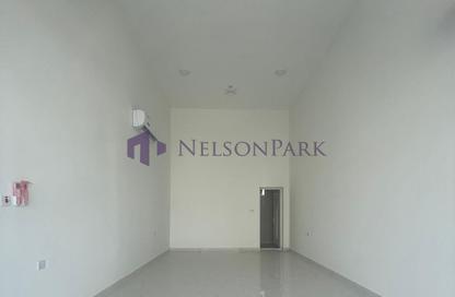 Shop - Studio - 1 Bathroom for rent in Al Duhail North - Al Duhail - Doha