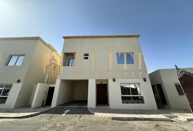 56418266 - Property Main Image