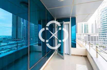 Apartment - 3 Bedrooms - 5 Bathrooms for rent in West Bay Tower - West Bay - West Bay - Doha