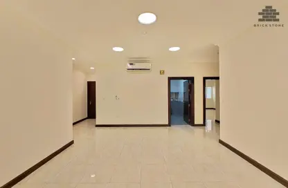 Apartment - 2 Bedrooms - 2 Bathrooms for rent in Al Mansoura - Al Mansoura - Doha