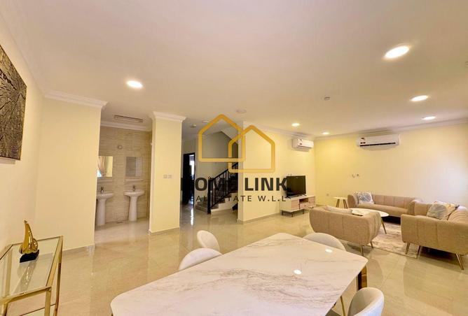 54150917 - Property Image 3