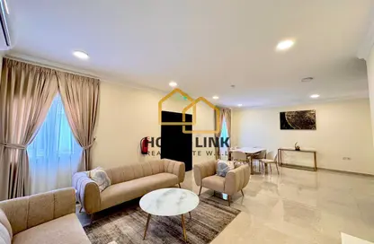 Villa - 6 Bedrooms - 6 Bathrooms for rent in Al Kheesa - Al Kheesa - Umm Salal Mohammed