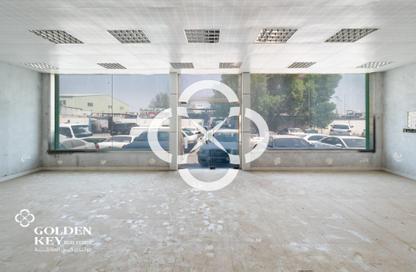 Shop - Studio - 1 Bathroom for rent in Industrial Area 4 - Industrial Area - Industrial Area - Doha Shop - Studio - 1 Bathroom for rent in Industrial Area 4 - Industrial Area - Industrial Area - Doha