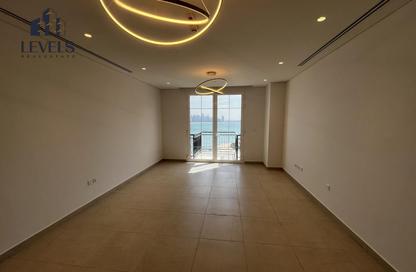 Apartment - 2 Bedrooms - 2 Bathrooms for rent in Floresta Gardens - Floresta Gardens - The Pearl Island - Doha Apartment - 2 Bedrooms - 2 Bathrooms for rent in Floresta Gardens - Floresta Gardens - The Pearl Island - Doha
