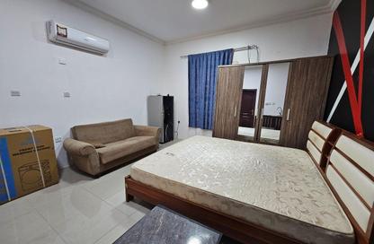 Apartment - Studio - 1 Bathroom for rent in Duhail Villas - Al Duhail - Doha