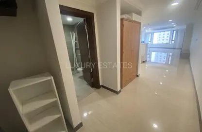 Apartment - 1 Bathroom for rent in West Porto Drive - Porto Arabia - The Pearl Island - Doha