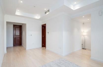 Apartment - 2 - 3 for sale in West Porto Drive - Porto Arabia - The Pearl Island - Doha