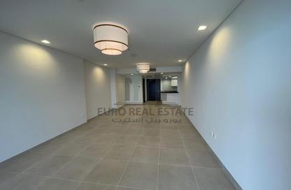 Apartment - 2 Bedrooms - 4 Bathrooms for sale in Al Mutahidah Tower - Viva Bahriyah - The Pearl Island - Doha