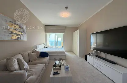 Apartment - 1 Bathroom for rent in Viva West - Viva Bahriyah - The Pearl Island - Doha
