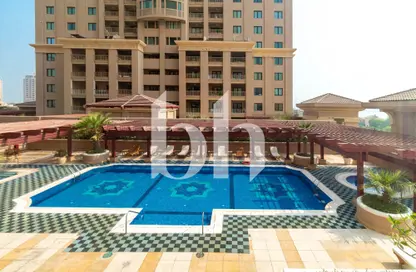 Apartment - 1 Bedroom - 2 Bathrooms for rent in West Porto Drive - Porto Arabia - The Pearl Island - Doha