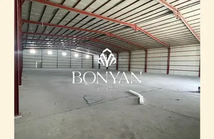 Warehouse - Studio - 5 Bathrooms for rent in East Industrial Street - Birkat Al Awamer - Al Wakra