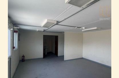 Warehouse - Studio - 5 Bathrooms for rent in East Industrial Street - Birkat Al Awamer - Al Wakra Warehouse - Studio - 5 Bathrooms for rent in East Industrial Street - Birkat Al Awamer - Al Wakra