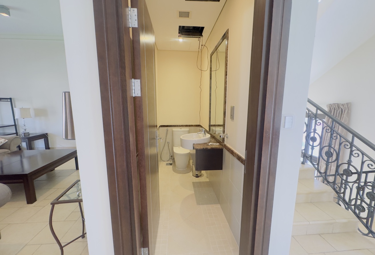 Premium 3 BHK Waterfront Villa | The Pearl Qatar thumbnail 29