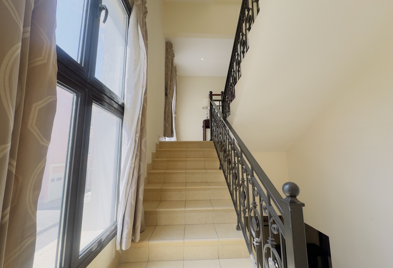 Premium 3 BHK Waterfront Villa | The Pearl Qatar thumbnail 19
