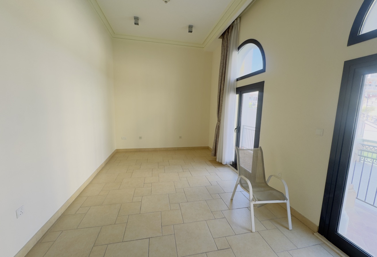 Premium 3 BHK Waterfront Villa | The Pearl Qatar thumbnail 14