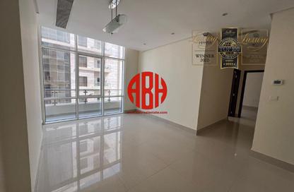 شقة - 2 غرف نوم - 2 حمامات للايجار في مرتفعات مارينا لوسيل - منطقة المارينا - الوسيل