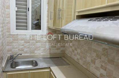 Whole Building - 7 - 7+ for rent in Umm Ghwailina Comm - Umm Ghuwalina - Umm Ghuwailina - Doha