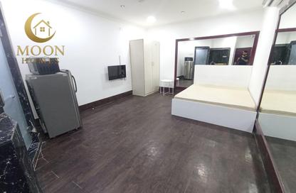 Apartment - Studio - 1 for rent in Umm Ghwailina Comm - Umm Ghuwalina - Umm Ghuwailina - Doha