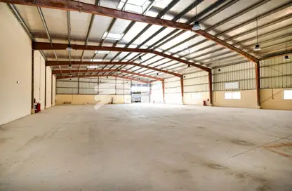 Warehouse - Studio - 7+ Bathrooms for rent in East Industrial Street - Birkat Al Awamer - Al Wakra