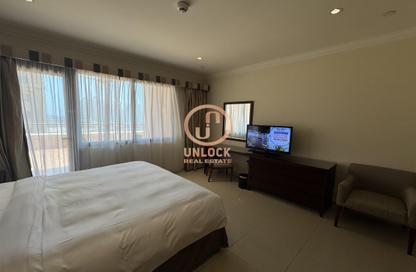 Apartment - 1 Bedroom - 2 Bathrooms for rent in East Porto Drive - Porto Arabia - The Pearl Island - Doha