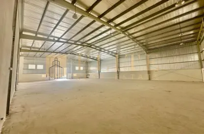 Warehouse - Studio - 1 Bathroom for rent in East Industrial Street - Birkat Al Awamer - Al Wakra