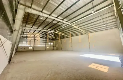 Warehouse - Studio - 1 Bathroom for rent in East Industrial Street - Birkat Al Awamer - Al Wakra