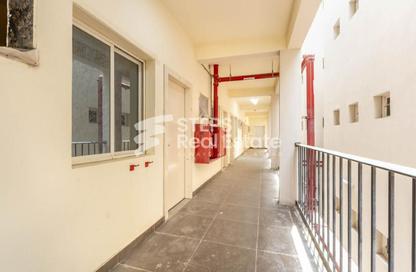Labor Camp - Studio - 1 for rent in Industrial Area 5 - Industrial Area - Industrial Area - Doha