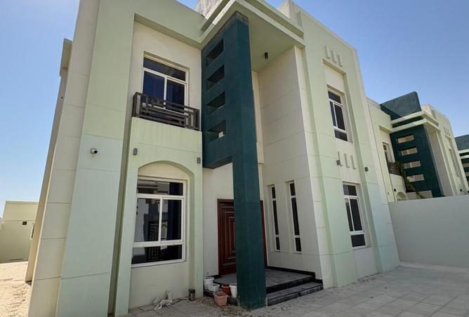 976184 - Property Main Image