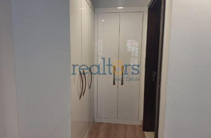 Apartment - 1 Bedroom - 2 Bathrooms for rent in Al Mutahidah Tower - Viva Bahriyah - The Pearl Island - Doha
