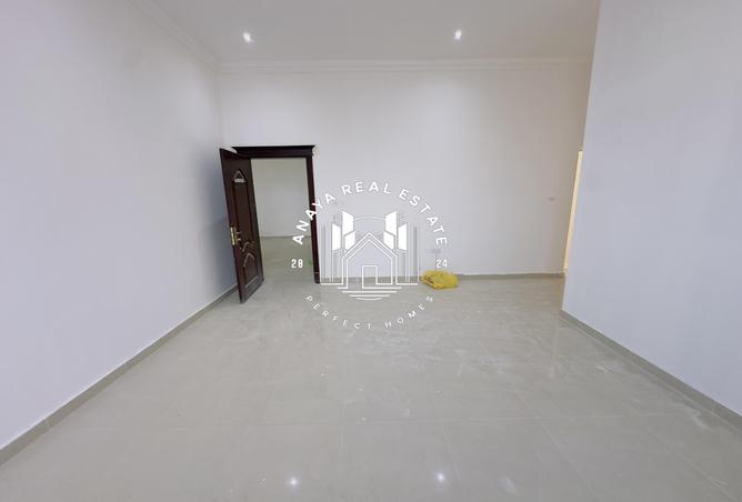 55781600 - Property Image 3