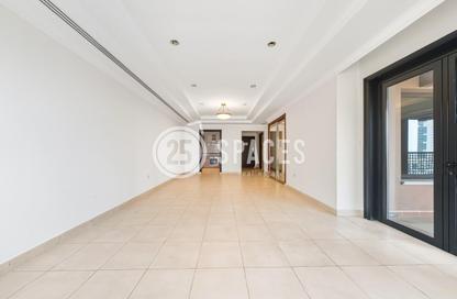 Apartment - 2 Bedrooms - 3 Bathrooms for sale in West Porto Drive - Porto Arabia - The Pearl Island - Doha Apartment - 2 Bedrooms - 3 Bathrooms for sale in West Porto Drive - Porto Arabia - The Pearl Island - Doha