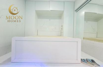 Apartment - Studio - 1 Bathroom for rent in Umm Ghwailina Comm - Umm Ghuwalina - Umm Ghuwailina - Doha Apartment - Studio - 1 Bathroom for rent in Umm Ghwailina Comm - Umm Ghuwalina - Umm Ghuwailina - Doha