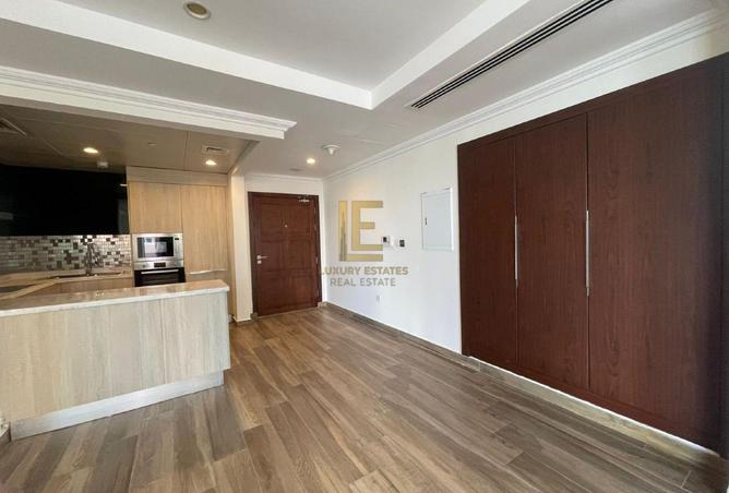 1011943 - Property Image 2