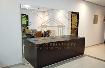 Apartment - 2 Bedrooms - 3 Bathrooms for rent in Anas Street - Fereej Bin Mahmoud North - Fereej Bin Mahmoud - Doha