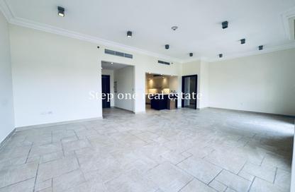 Apartment - 3 Bedrooms - 4 Bathrooms for rent in East Porto Drive - Porto Arabia - The Pearl Island - Doha Apartment - 3 Bedrooms - 4 Bathrooms for rent in East Porto Drive - Porto Arabia - The Pearl Island - Doha