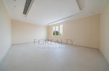 Villa for sale in Al Hadara Street - Al Thumama - Doha